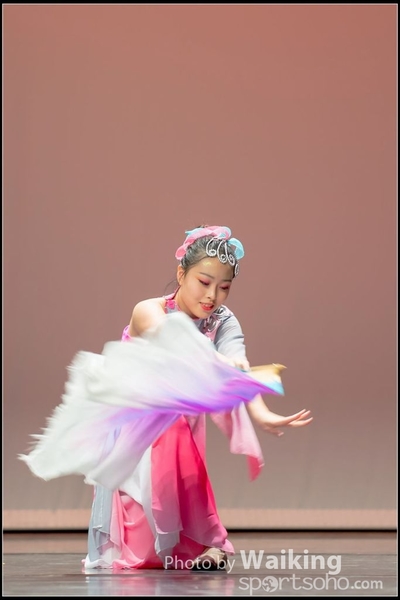 2016-10-01 Solo Dance (1st) 0756