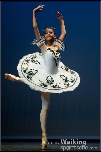 2016-10-02 Solo Dance 0523
