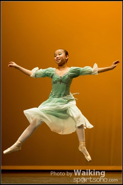 2016-10-02 Solo Dance 0545