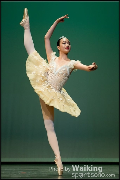2016-10-02 Solo Dance 0573