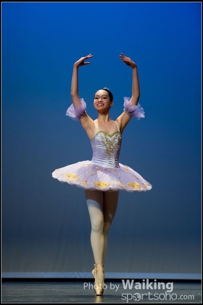 2016-10-02 Solo Dance 0604