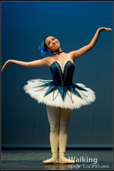 2016-10-02 Solo Dance 0700
