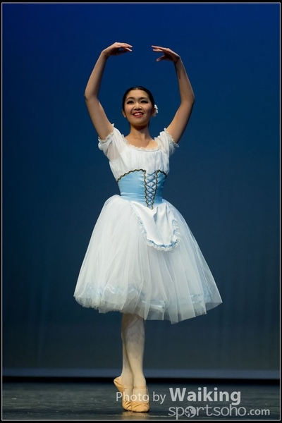2016-10-02 Solo Dance 0717