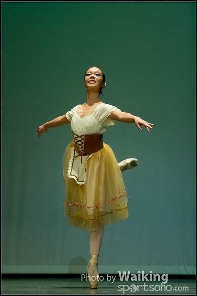 2016-10-02 Solo Dance 0741