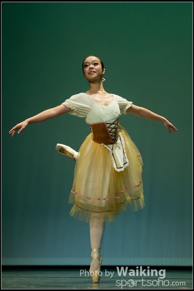2016-10-02 Solo Dance 0744