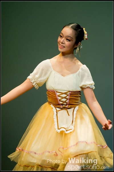 2016-10-02 Solo Dance 0748