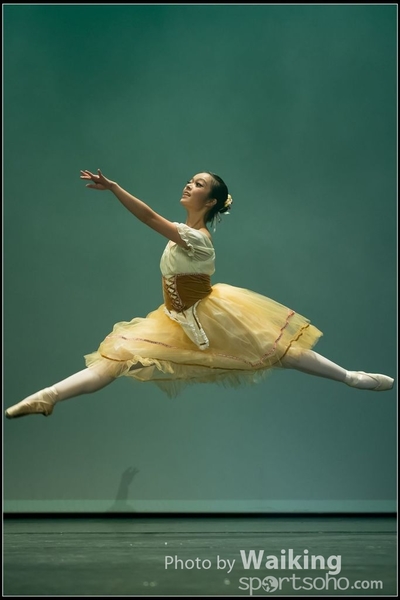 2016-10-02 Solo Dance 0749