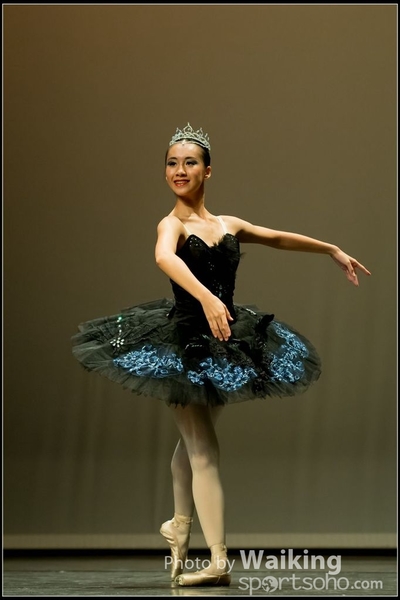 2016-10-02 Solo Dance 0775