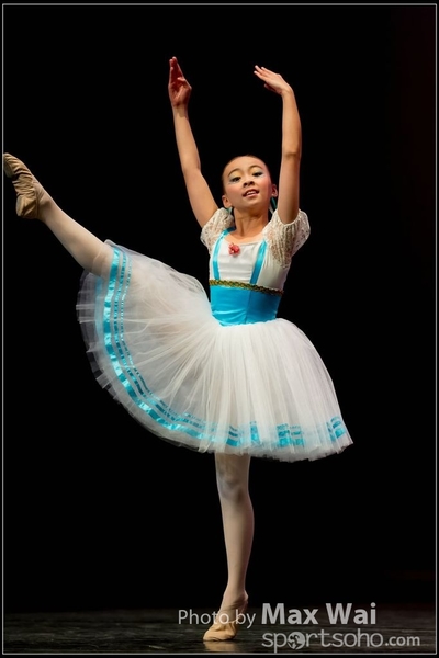 2016-10-02 Solo Dance 0325