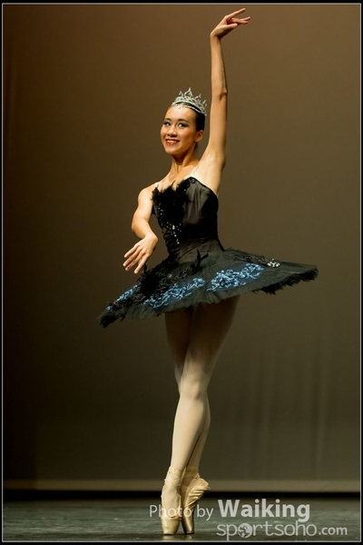 2016-10-02 Solo Dance 0782
