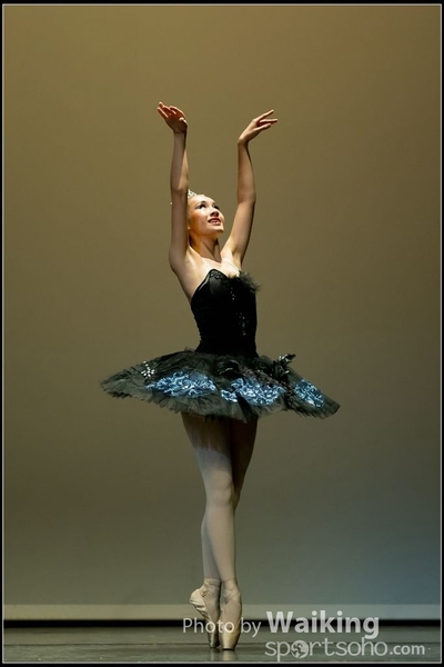 2016-10-02 Solo Dance 0784