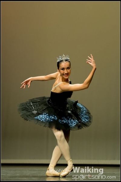 2016-10-02 Solo Dance 0791
