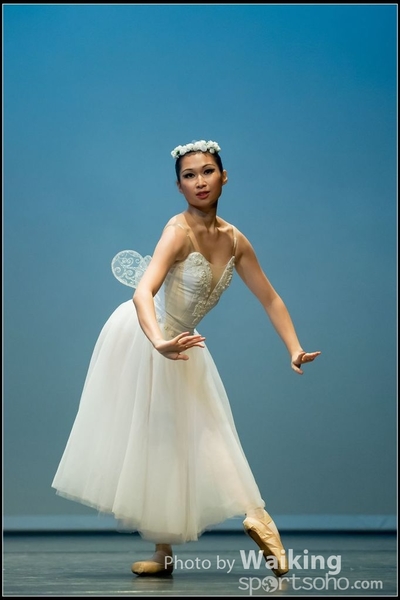 2016-10-02 Solo Dance 0809