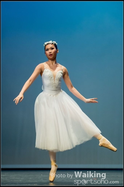 2016-10-02 Solo Dance 0810