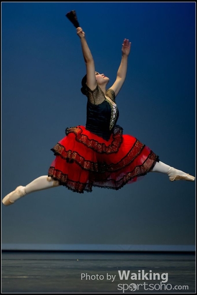 2016-10-02 Solo Dance 0815