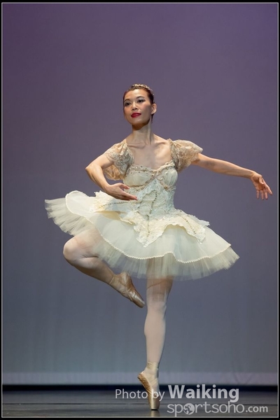 2016-10-02 Solo Dance 0825