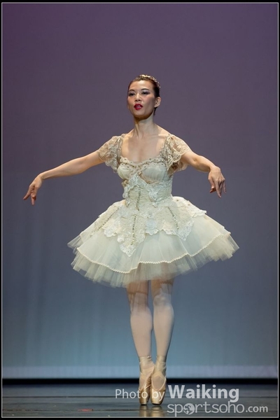 2016-10-02 Solo Dance 0826