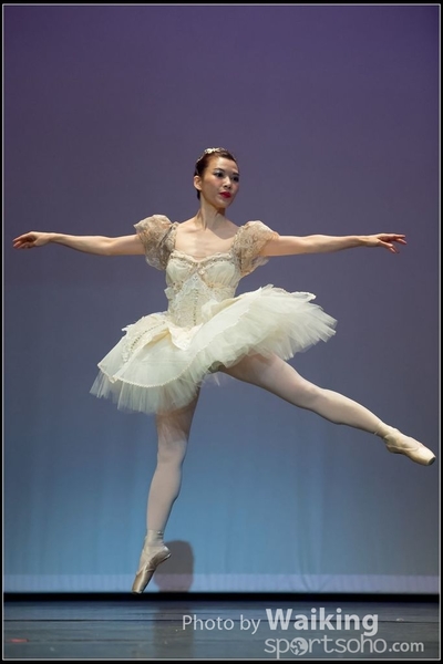 2016-10-02 Solo Dance 0827