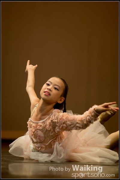 2016-10-02 Solo Dance 0833