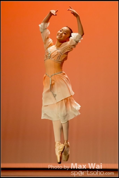 2016-10-02 Solo Dance 0383