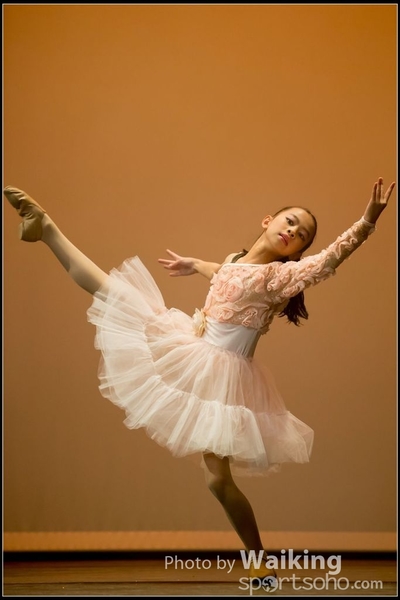 2016-10-02 Solo Dance 0841
