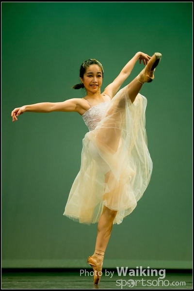 2016-10-02 Solo Dance 0880