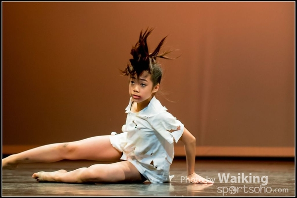 2016-10-02 Solo Dance 0918