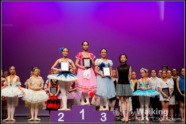 2016-10-02 Solo Dance 1027