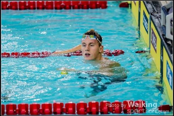 2016-10-30 Swimming 0176