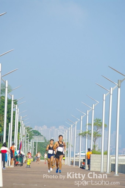 SG201004