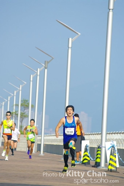 SG201079
