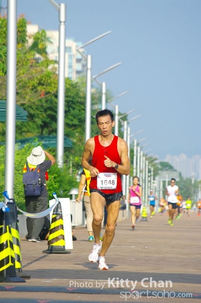 SG201093