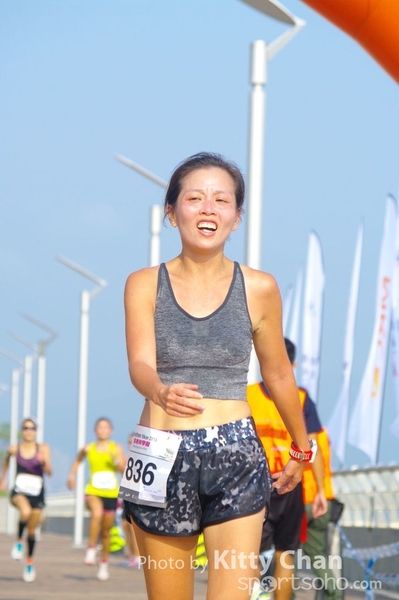SG201137
