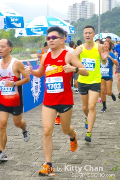 SG202126