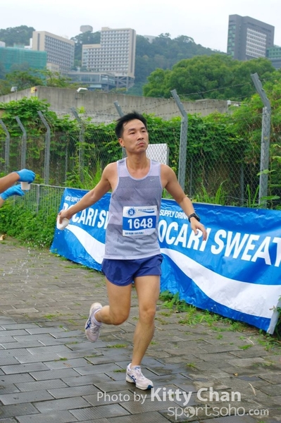 SG202516