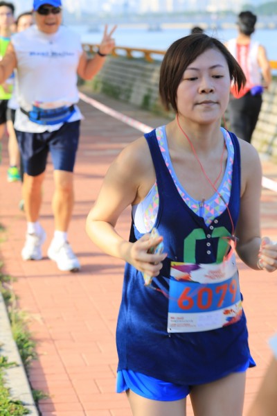 F91A0571