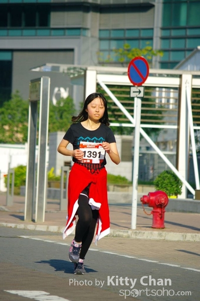 SG201016