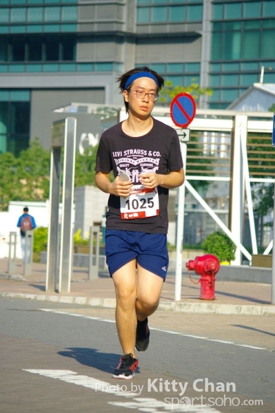 SG201022