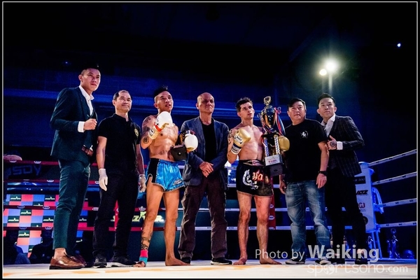 2016-12-16 Starz War 0110