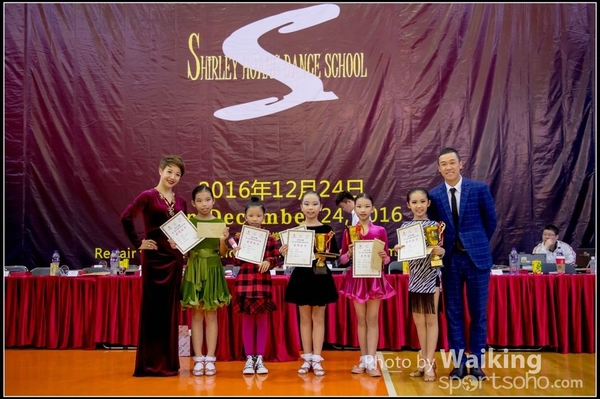 2016-12-24 Dance 1235