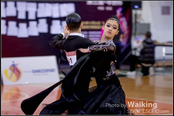 2016-12-24 Dance 1335