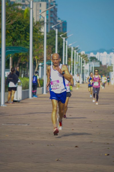 SG201904