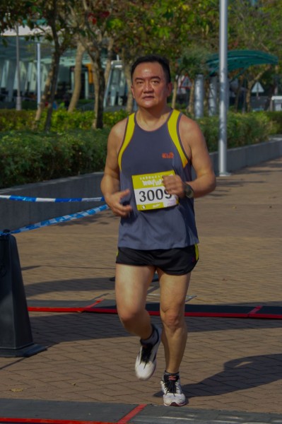 SG202270