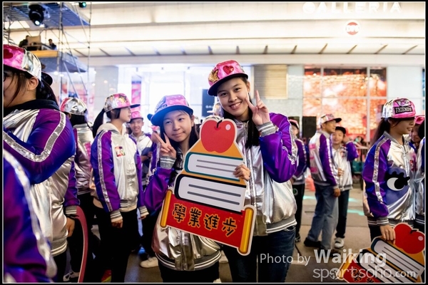 2017-01-28 Night Parade 0170