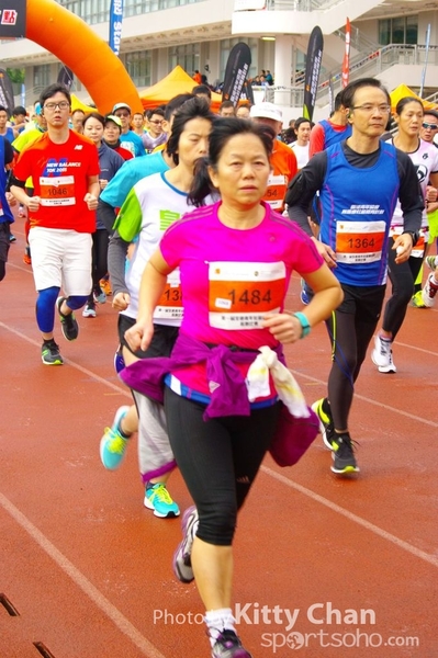 SG202199