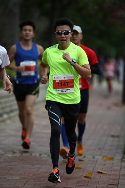 7K4X1880