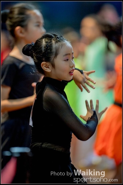 2017-06-18 Dance 1053