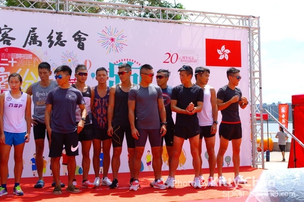 SG201557