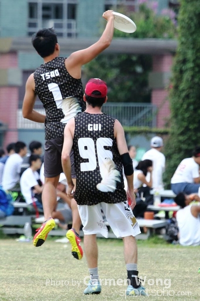 8G2A2399
