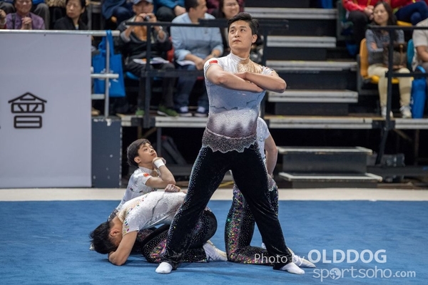 Gymnastics119
